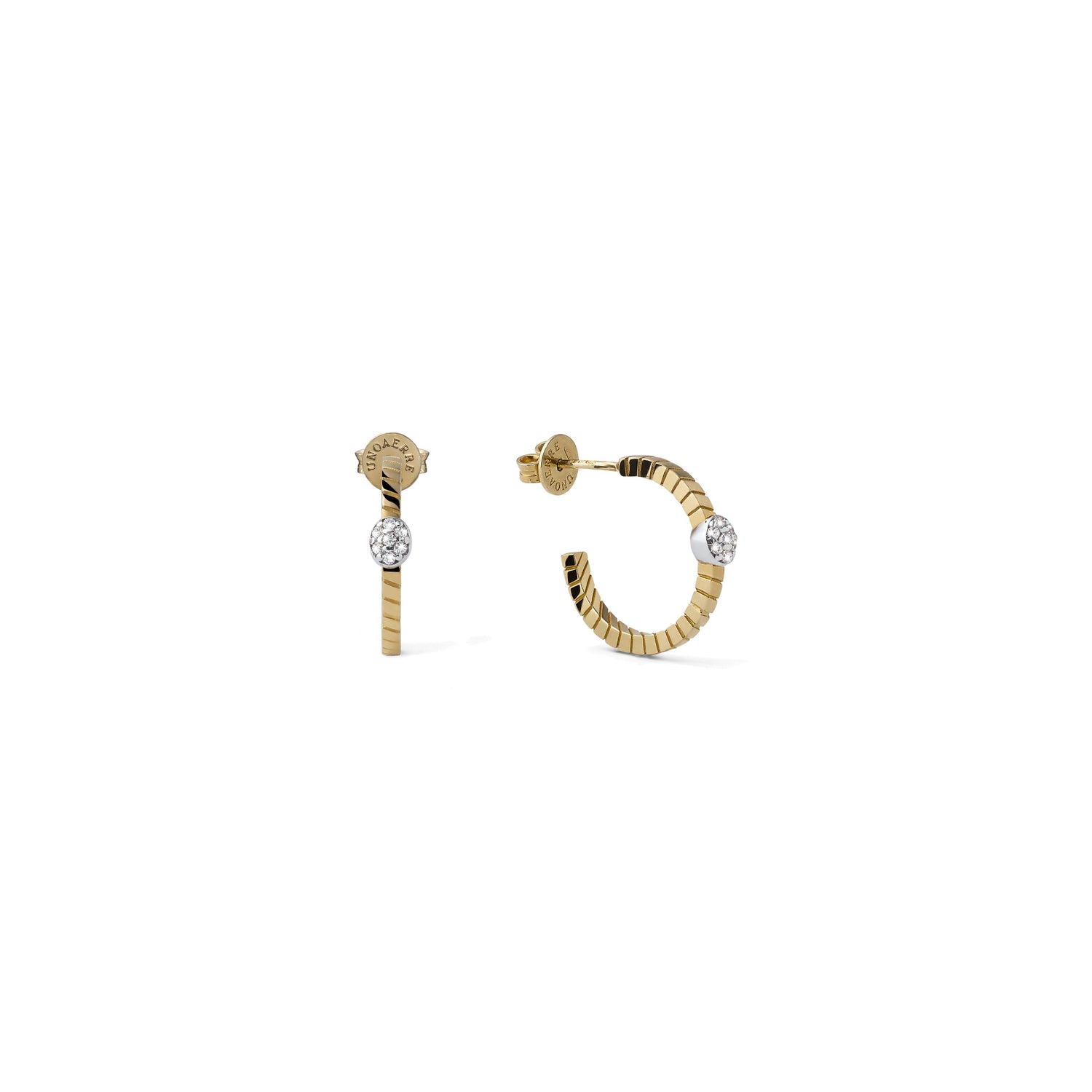 Orecchini a Semicerchio in Argento Dorato e Decoro Ovale con Pavé Unoaerre