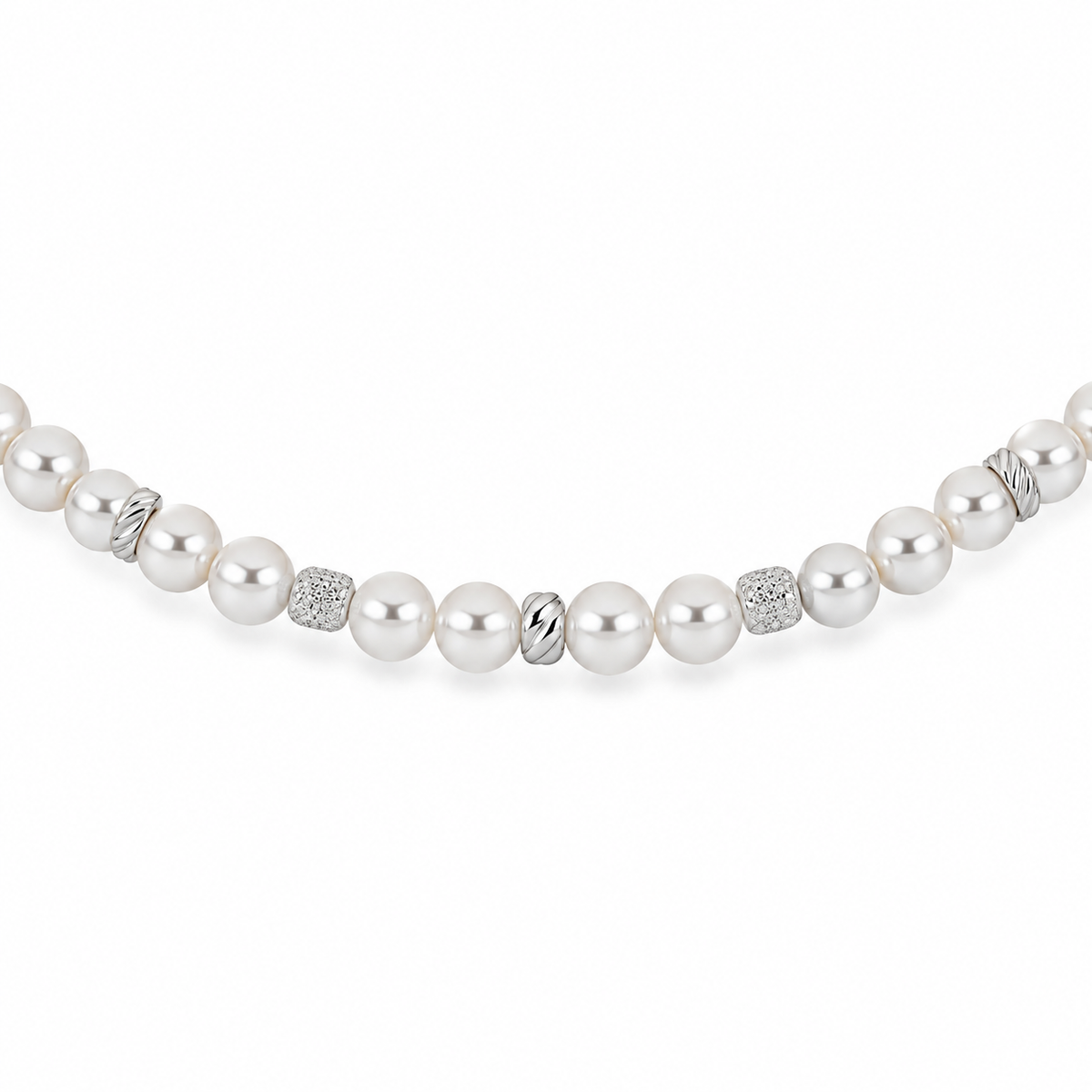 Collana di Perle con Dettagli Cubici